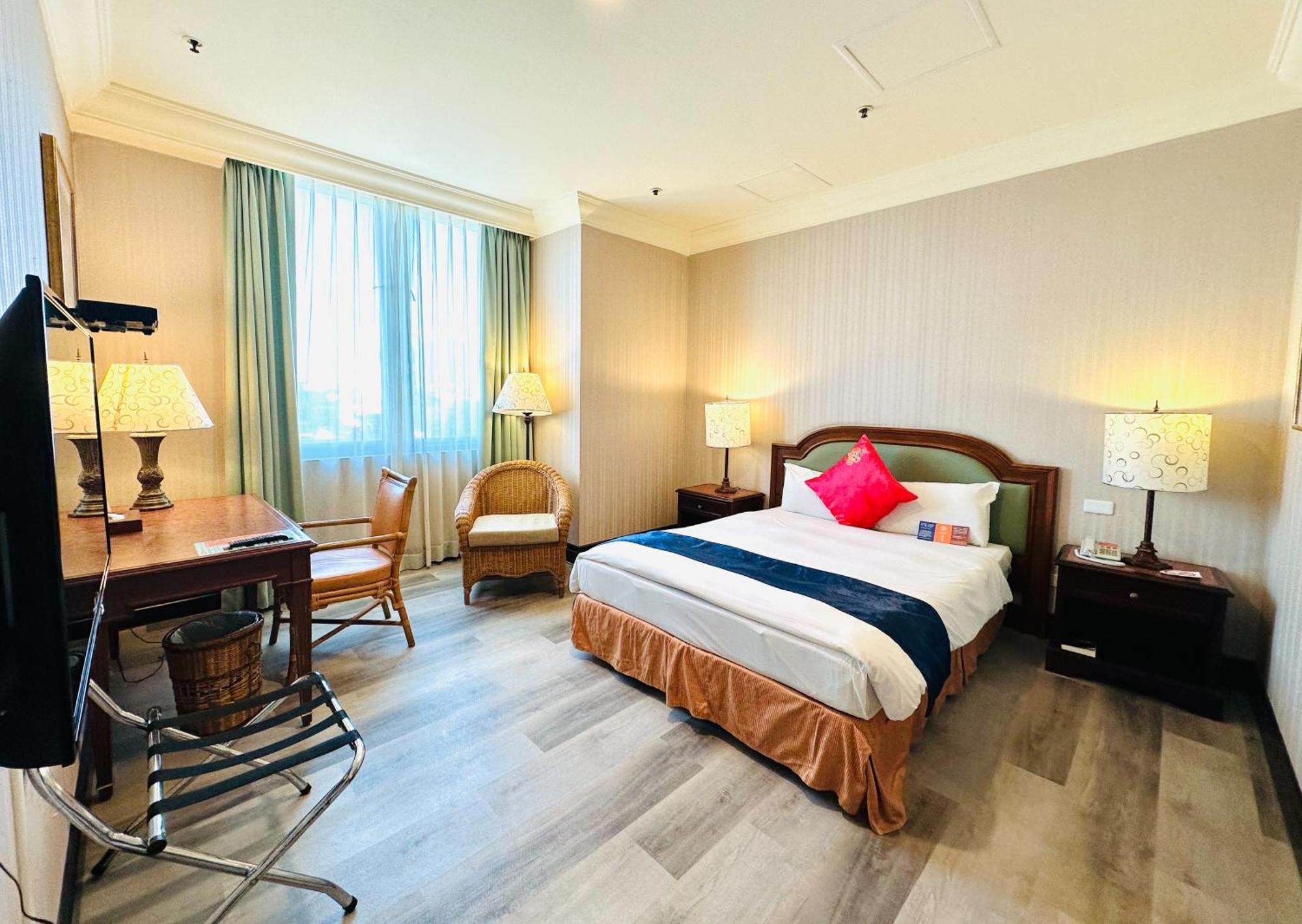 Wei-Yat Grand Hotel Tainan Bagian luar foto